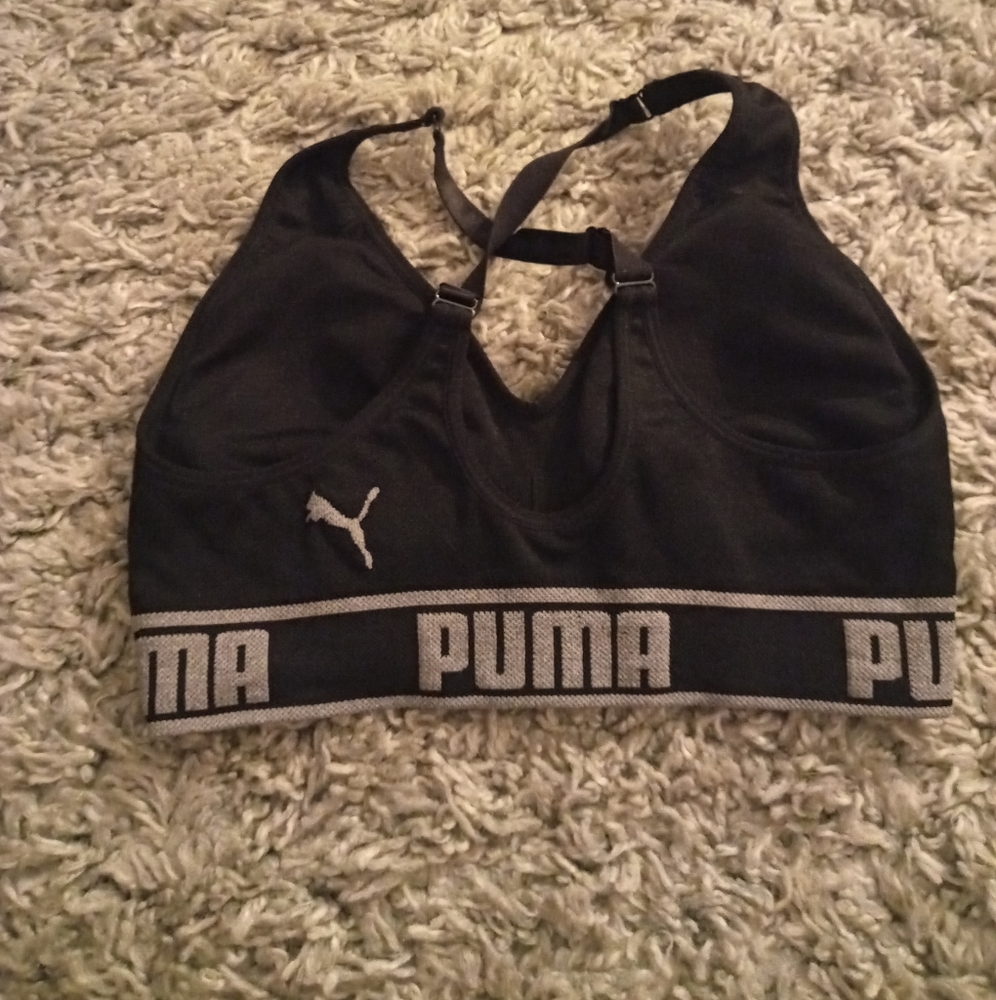 5/$25 Puma Seamless Sports Bras Small EUC - Picture 4 of 7